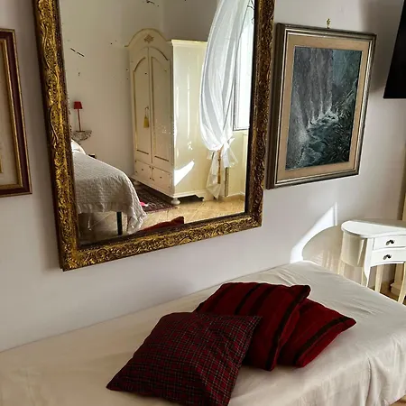 The Secret Garden Bed & Breakfast Vietri